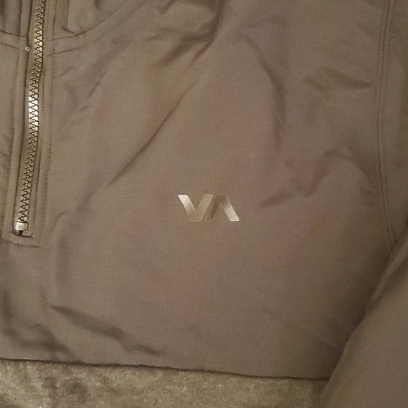 Mens Rvca half zipup - Picture 2 of 5